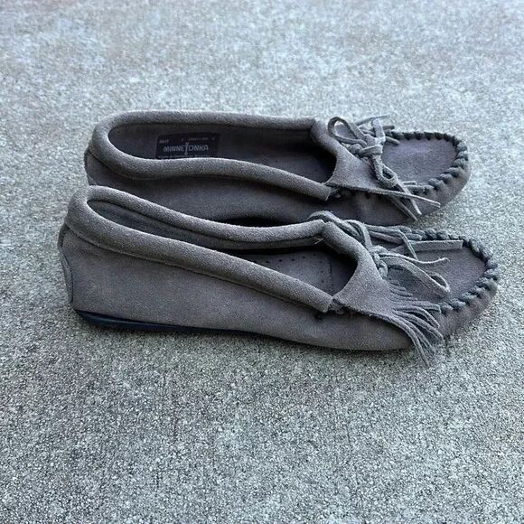 Minnetonka Suede Moccasin Women’s Size 7 - Picture 3 of 9